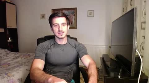 Snapshot of beauty_hard_beast chatting on November 11, 2025, 10:26 am Mia and Jake online show from November 11, 2025, 10:26 am