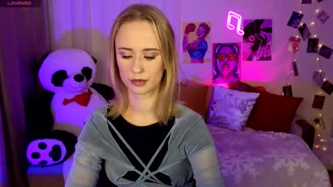 beauty Sasha online show from November 15, 2025, 2:24 pm