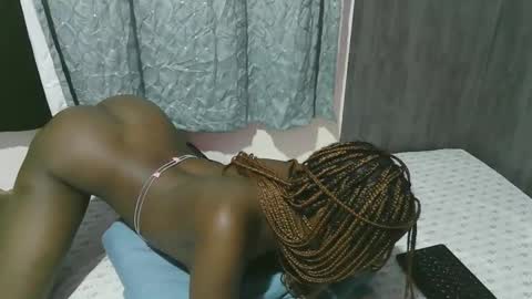 Snapshot of beautyamara chatting on April 14, 2026, 6:47 pm Amara online show from April 14, 2026, 6:47 pm