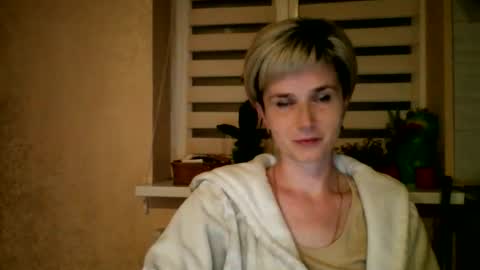 BeautyKsenia online show from May 13, 2026, 8:06 pm