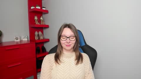 Zoe online show from October 24, 2025, 6:43 am