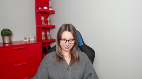 Zoe online show from October 29, 2025, 6:48 am