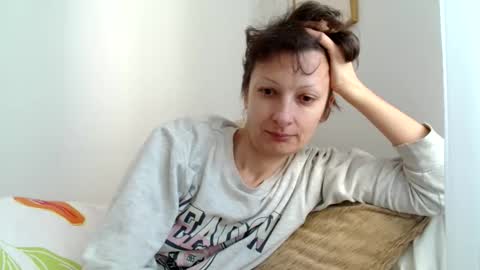 Raluca online show from April 12, 2026, 8:08 am