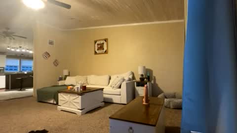 beccaraexoxo online show from June 3, 2026, 1:41 am