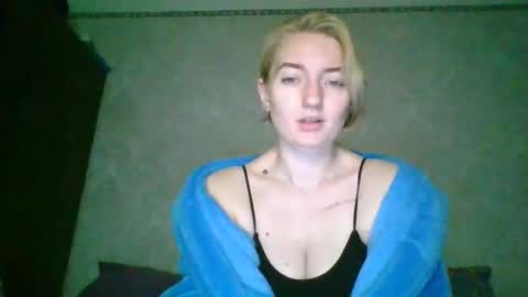 Snapshot of beckixjewelqw chatting on May 5, 2026, 9:50 am BeckiXJewelqw online show from May 5, 2026, 9:50 am