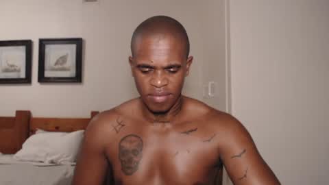 Snapshot of bedroom_gangster chatting on September 17, 2025, 3:35 pm Frank online show from September 17, 2025, 3:35 pm