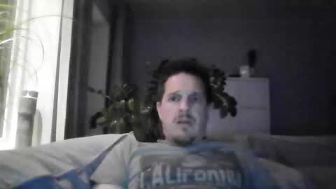 Snapshot of beejee88 chatting on February 20, 2026, 8:09 pm beejee88 online show from February 20, 2026, 8:09 pm