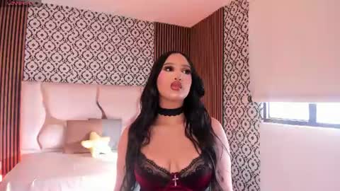 Snapshot of beella_tay1 chatting on June 21, 2026, 12:19 pm BELLA online show from June 21, 2026, 12:19 pm