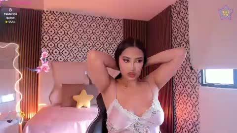 Snapshot of beella_tay1 chatting on July 1, 2026, 12:18 pm BELLA online show from July 1, 2026, 12:18 pm