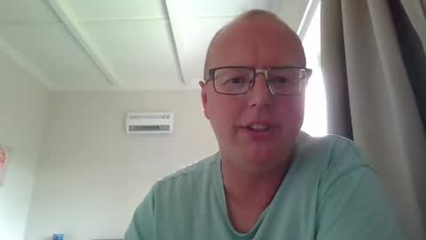 Snapshot of beentomars chatting on December 8, 2024, 3:53 am beentomars online show from December 8, 2024, 3:53 am