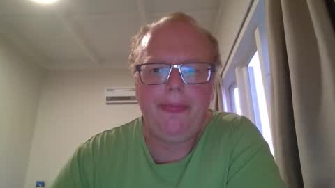 Snapshot of beentomars chatting on October 19, 2025, 6:47 am beentomars online show from October 19, 2025, 6:47 am