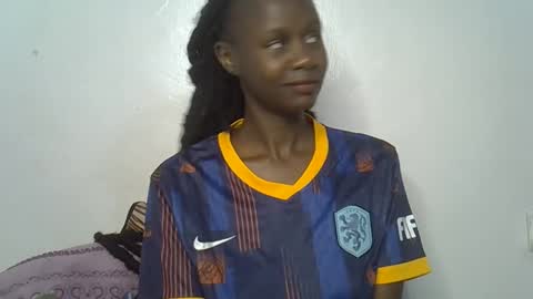 beeswee online show from December 15, 2024, 3:45 am