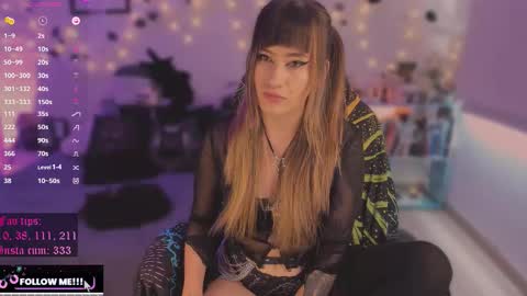       online show from October 16, 2025, 6:31 pm