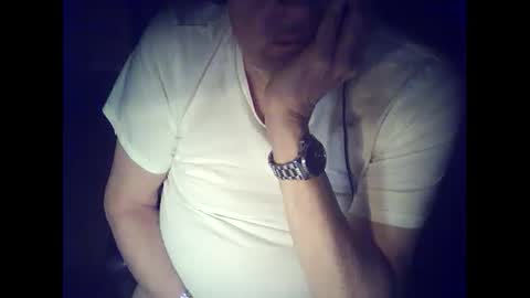 bekklove1 online show from January 18, 2026, 4:33 pm