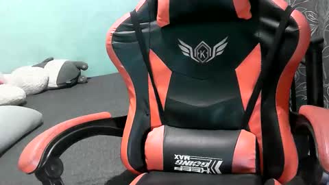 Snapshot of belalicious chatting on October 22, 2025, 1:06 am Tezza online show from October 22, 2025, 1:06 am