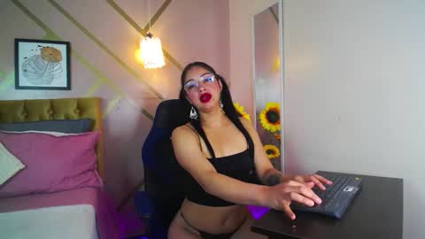 Snapshot of beleaht_pleasure chatting on October 2, 2025, 12:23 pm Beleaht Pleasure online show from October 2, 2025, 12:23 pm