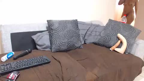 Snapshot of belindaxxxx chatting on February 28, 2025, 10:20 am belindaxxxx online show from February 28, 2025, 10:20 am