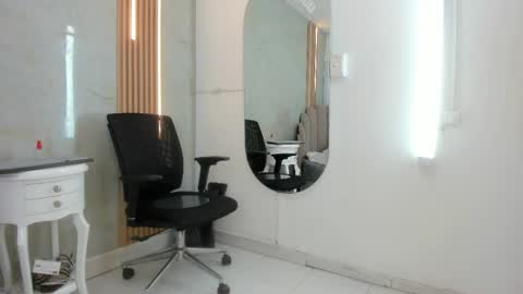 Belkilima  online show from April 11, 2026, 11:58 am