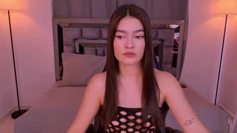Bella  online show from May 24, 2026, 8:47 pm
