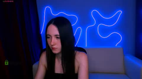 Bella online show from June 28, 2026, 7:09 pm