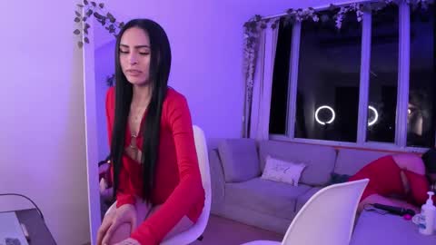 Snapshot of bella_es chatting on February 6, 2026, 5:01 am Onlyfans isa bella 23 online show from February 6, 2026, 5:01 am