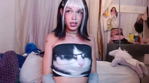 bella_gonvill online show from June 2, 2026, 6:04 am