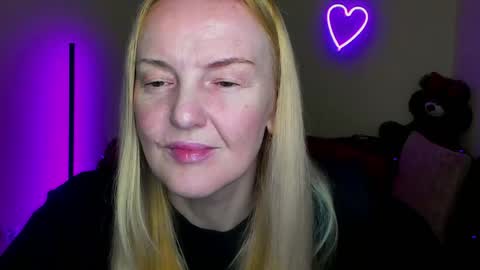 Bella online show from April 4, 2026, 5:27 am