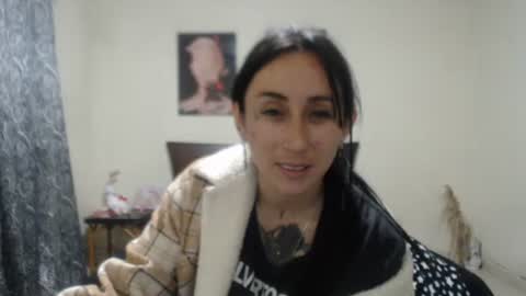 bella_luna34 online show from March 26, 2026, 3:56 am