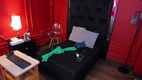 Bella Riviera online show from January 13, 2026, 7:41 pm