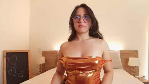 Bella online show from March 20, 2026, 7:30 pm