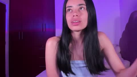 Snapshot of bella_sun_ chatting on January 17, 2026, 4:50 am Valeria Model Independent online show from January 17, 2026, 4:50 am