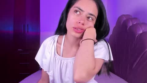 Snapshot of bella_sun_ chatting on February 5, 2026, 2:49 am Valeria Model Independent online show from February 5, 2026, 2:49 am