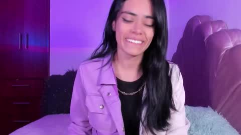 Snapshot of bella_sun_ chatting on March 3, 2026, 5:13 am Valeria Model Independent online show from March 3, 2026, 5:13 am