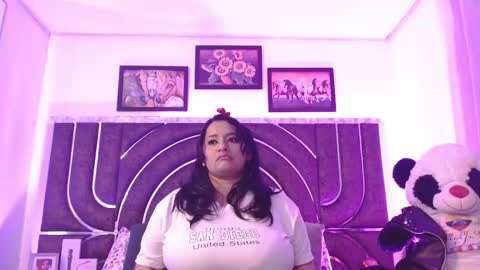 Snapshot of bella_taylor_a chatting on March 11, 2025, 4:10 am  Bella Taylore  online show from March 11, 2025, 4:10 am