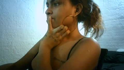 Bella online show from March 3, 2025, 6:59 am