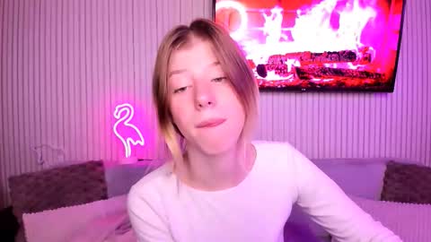 bellacams27 online show from October 13, 2025, 6:08 pm