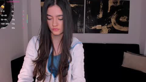Bella  online show from September 30, 2025, 3:00 am
