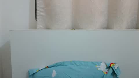 Snapshot of bellacrystall chatting on December 23, 2025, 6:22 am bellacrystall online show from December 23, 2025, 6:22 am