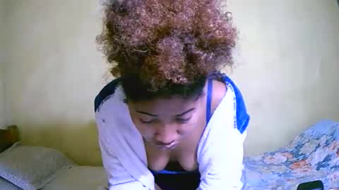 Snapshot of bellaena chatting on October 11, 2025, 12:10 am bellaena online show from October 11, 2025, 12:10 am