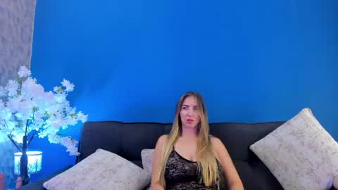 Snapshot of bellamariex chatting on June 26, 2026, 10:19 am Bella Marie online show from June 26, 2026, 10:19 am