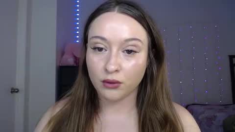 Bella Monroe online show from January 5, 2025, 8:43 am