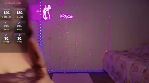 Bella Monroe online show from February 11, 2026, 5:12 am