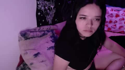 bella online show from December 15, 2024, 4:07 am