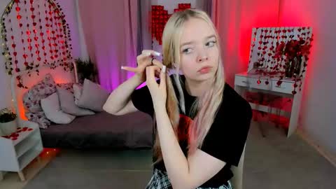 Snapshot of bellamontgomery chatting on February 10, 2026, 1:15 pm Bella online show from February 10, 2026, 1:15 pm