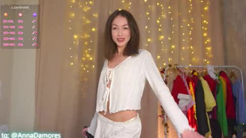 Anna  u can call me Ana de Armas online show from January 8, 2026, 5:59 pm