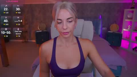 Bella online show from July 23, 2026, 1:42 pm