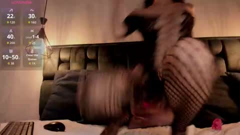 LUCIANA online show from December 1, 2025, 1:49 pm