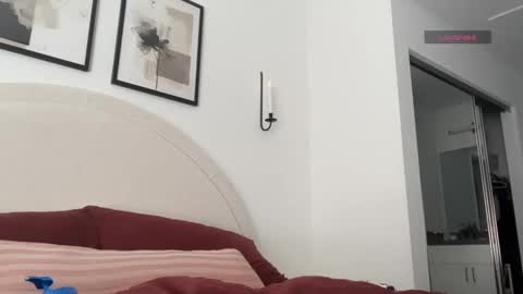 Isabella Ryder online show from September 16, 2025, 8:54 pm