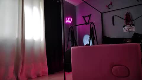 Snapshot of bellaskeykeeper chatting on February 20, 2026, 5:57 pm Bellaskeykeeper online show from February 20, 2026, 5:57 pm