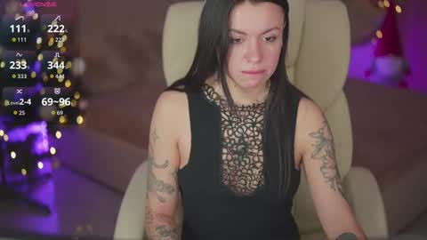 BELLA online show from December 22, 2025, 3:09 pm